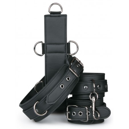 Kit Restraint Set Noir - Collier De 35 A 53 cm Relié A Des Menottes De Poignets De 11 A 28 cm - Easytoys